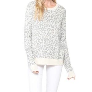 Women's Cream Leopard Print Sweater size XS